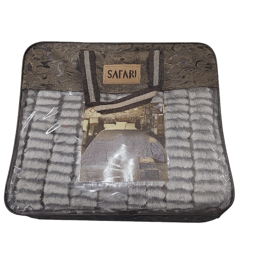 Pătură Moale și Călduroasă 210x230cm – Față Catifea Acrilică, Spate Poliester, Maro Elegant, RCG-3